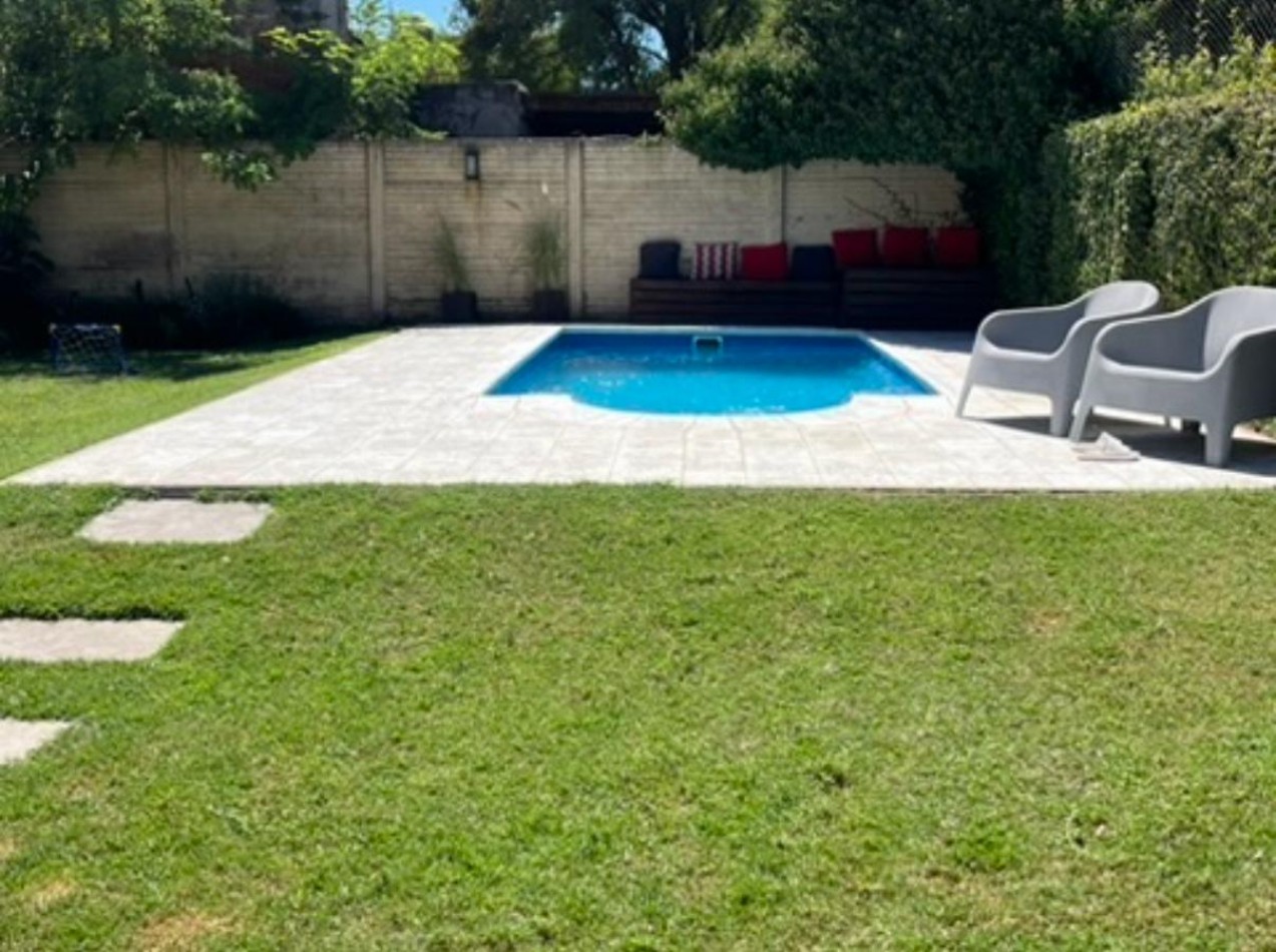 Chalet excelente, en zona centrica de Gral Madariaga, 
