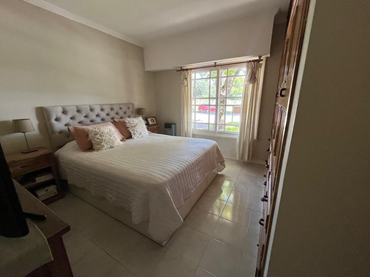 Chalet excelente, en zona centrica de Gral Madariaga, 