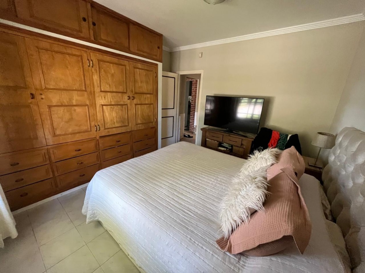 Chalet excelente, en zona centrica de Gral Madariaga, 