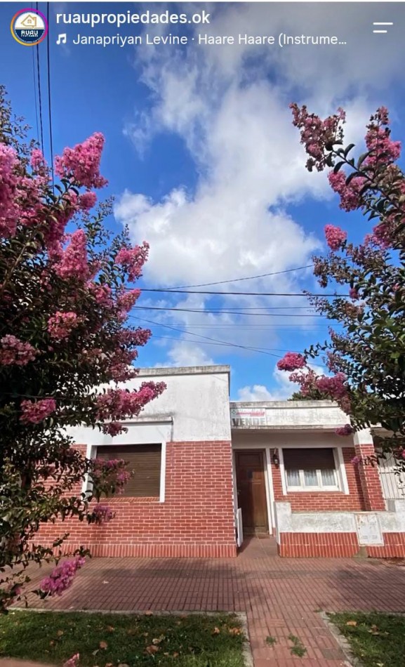 CASA FAMILIAR, CON LOTE, EXCELENTE UBICACION Y ESTADO