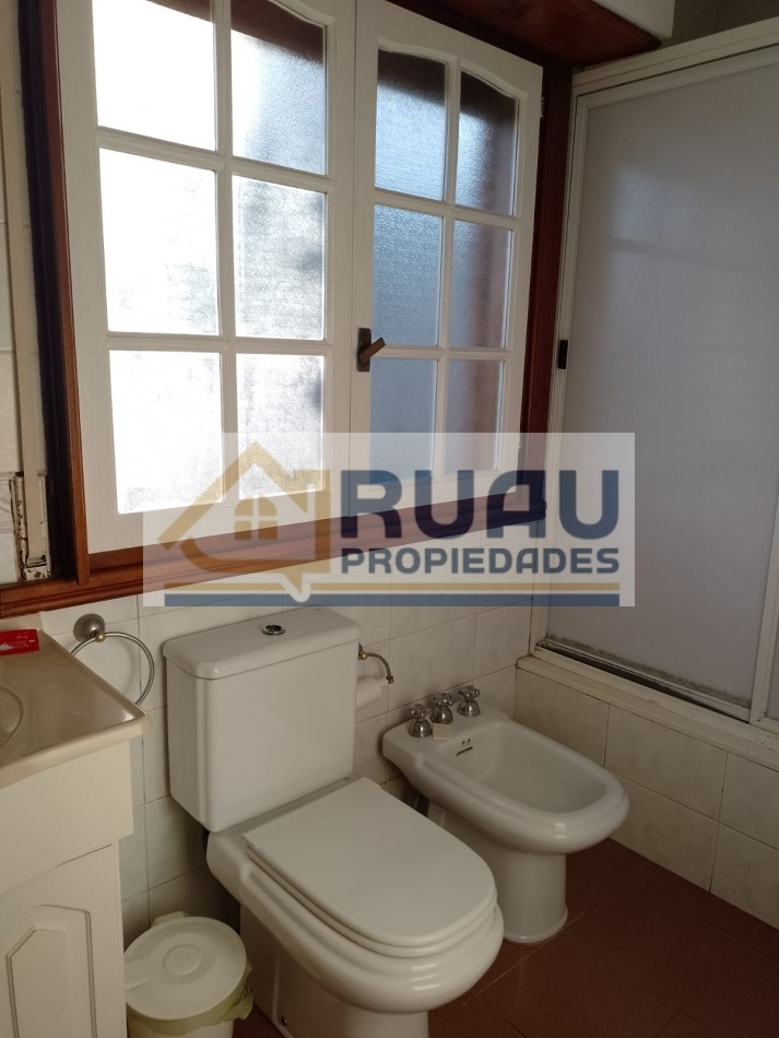 VENTA, chalet centrico, 