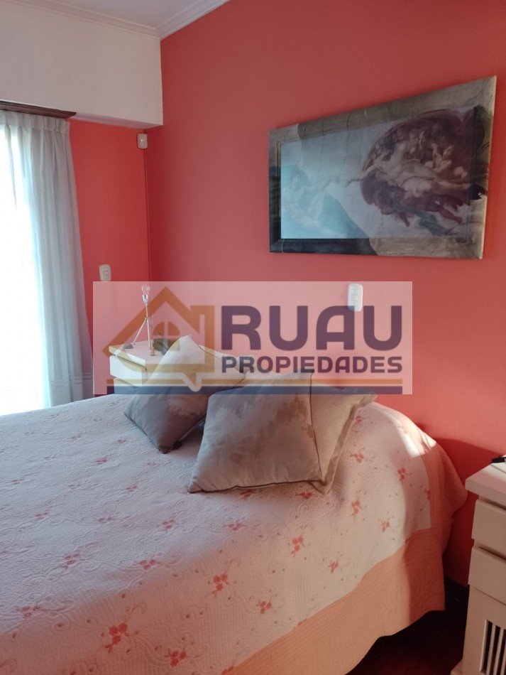 VENTA, chalet centrico, 