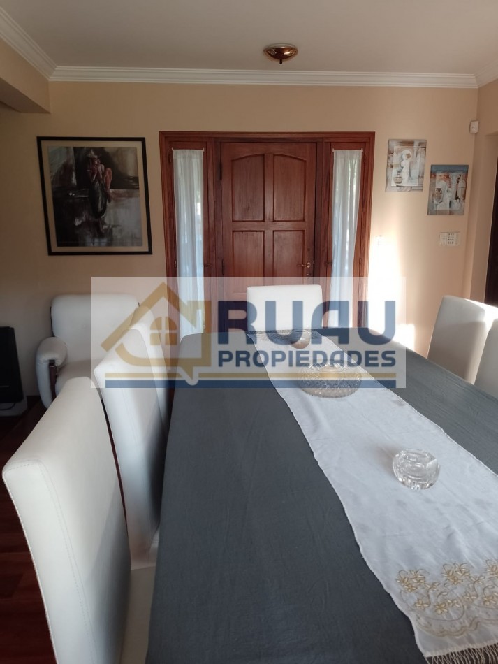 VENTA, chalet centrico, 
