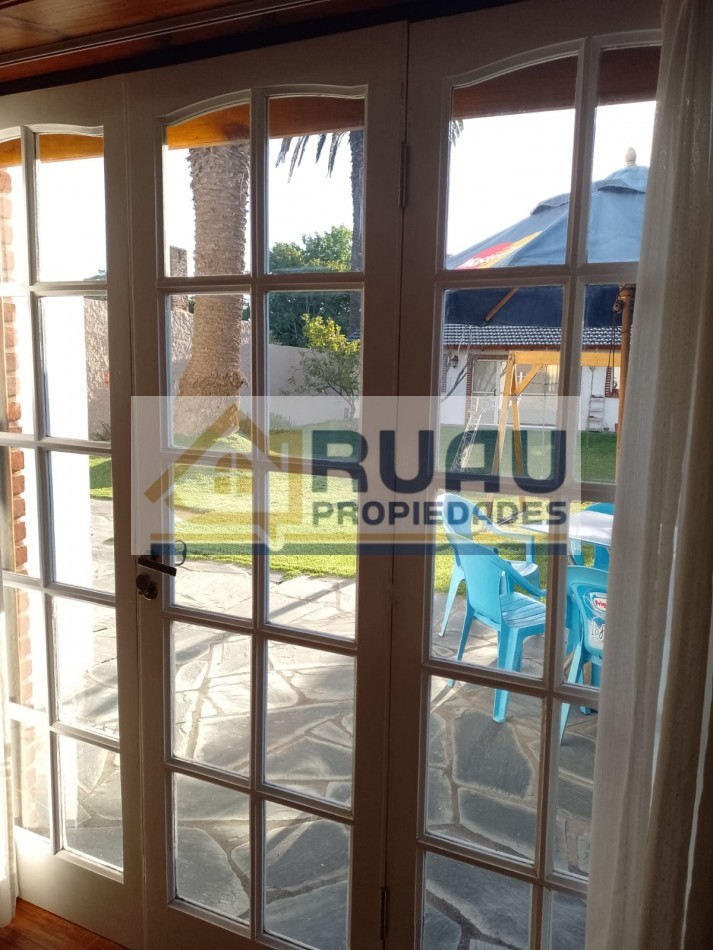 VENTA, chalet centrico, 