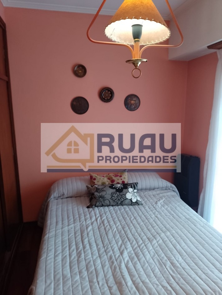 VENTA, chalet centrico, 